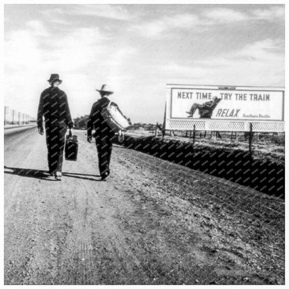 California Hitchhikers March 1937 Black and White Photo - Available at KNOWOL