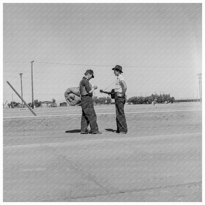 Calipatria Road Migration Scene February 1939 - Available at KNOWOL