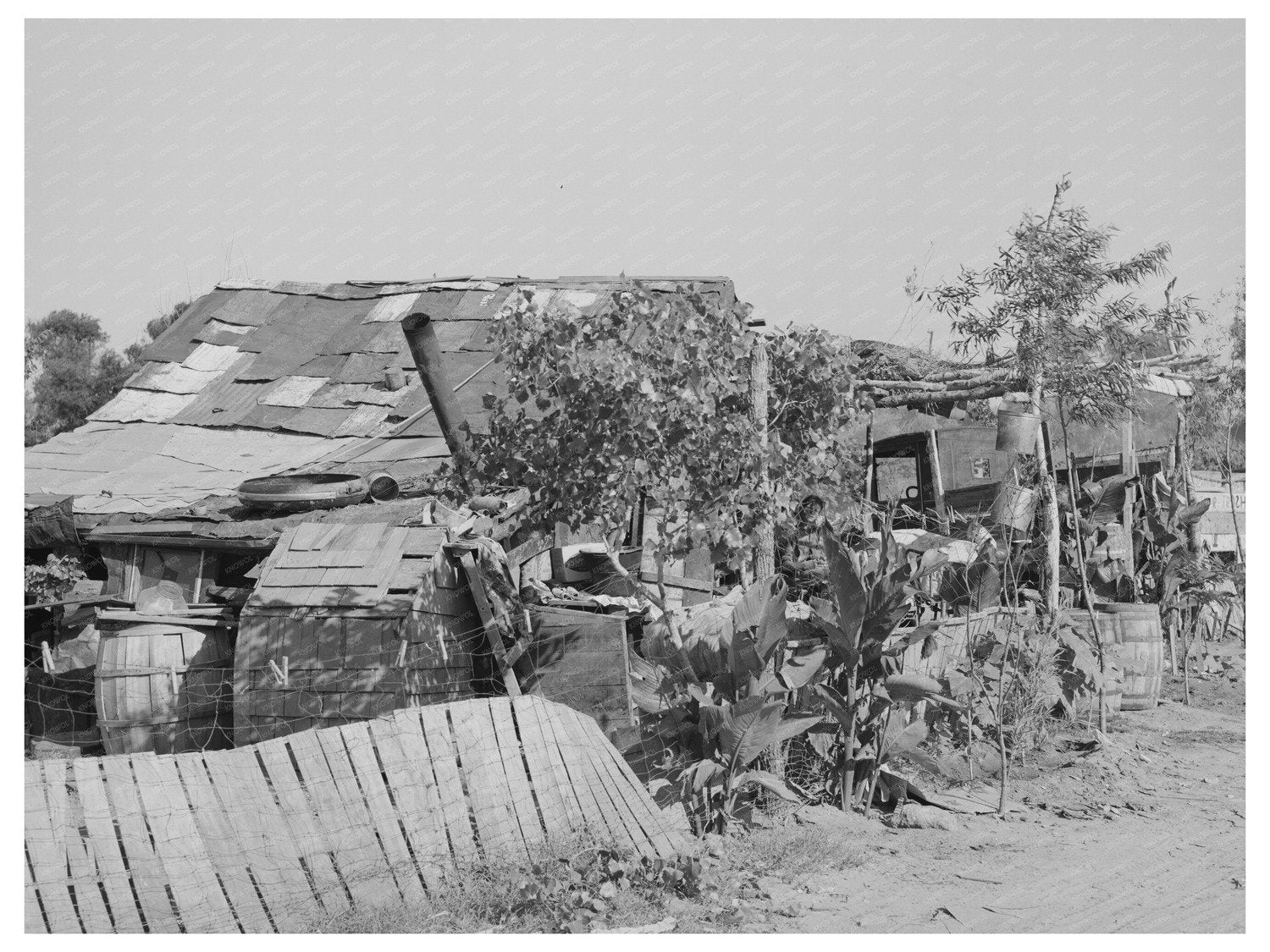 Camp Setting at Mays Avenue Oklahoma City July 1939 - Available at KNOWOL