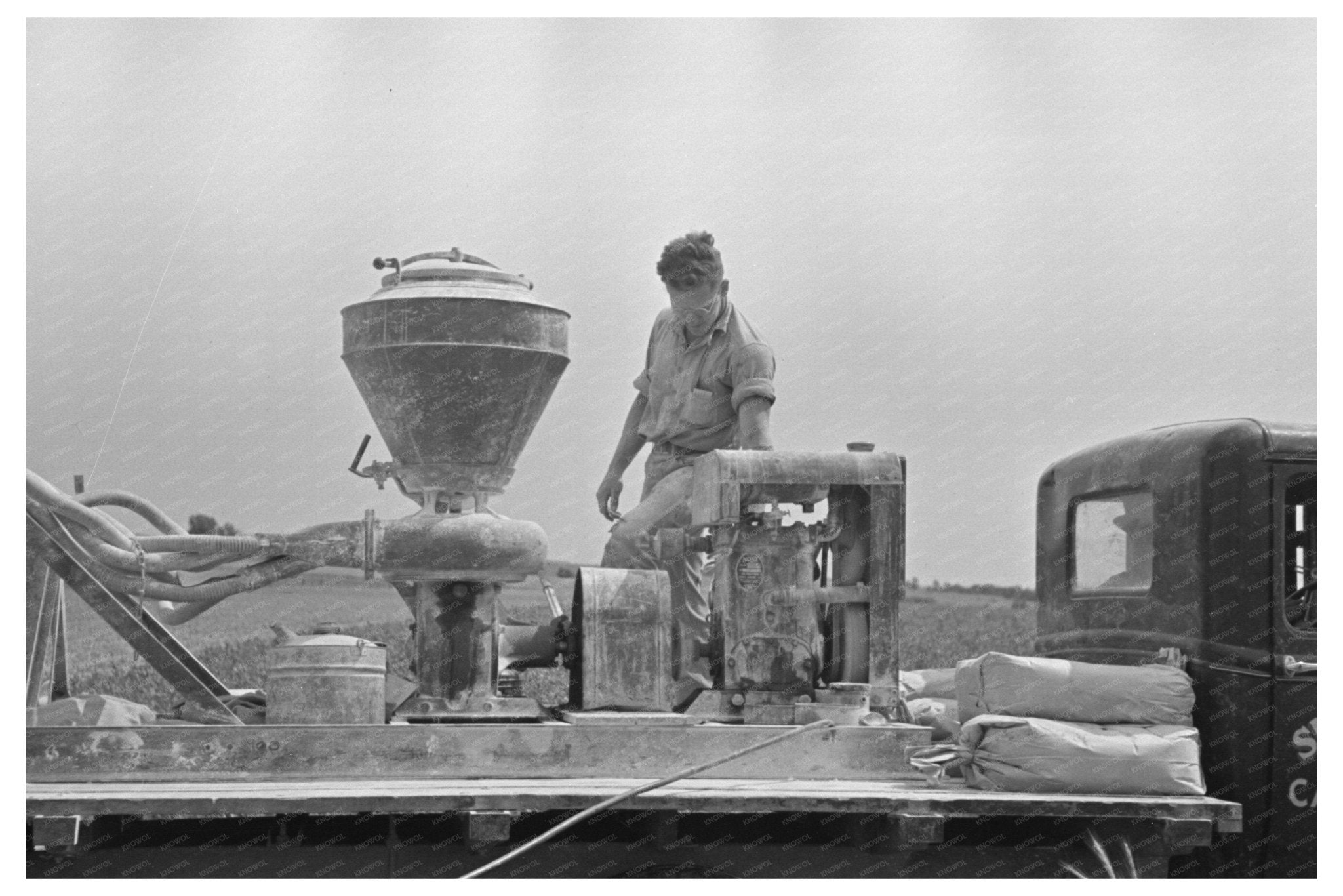 Canned Peas in Sun Prairie Wisconsin June 1937 - Available at KNOWOL