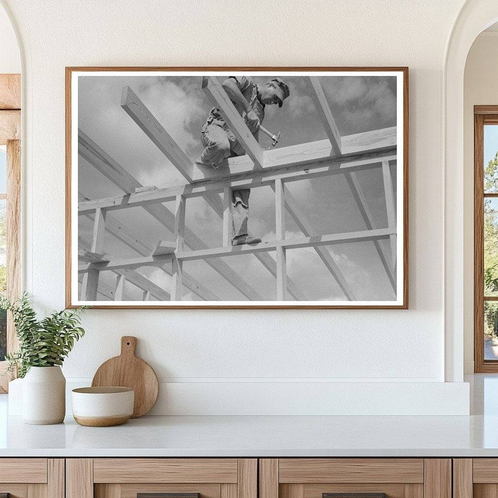 Carpenter Building Migrant Camp Framework Sinton Texas 1939 - Available at KNOWOL