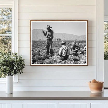 Carrot Pullers in Coachella Valley 1937 - Available at KNOWOL