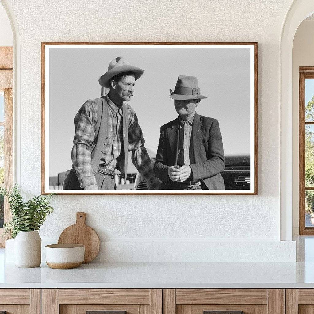 Cattlemen in San Angelo Texas November 1939 - Available at KNOWOL