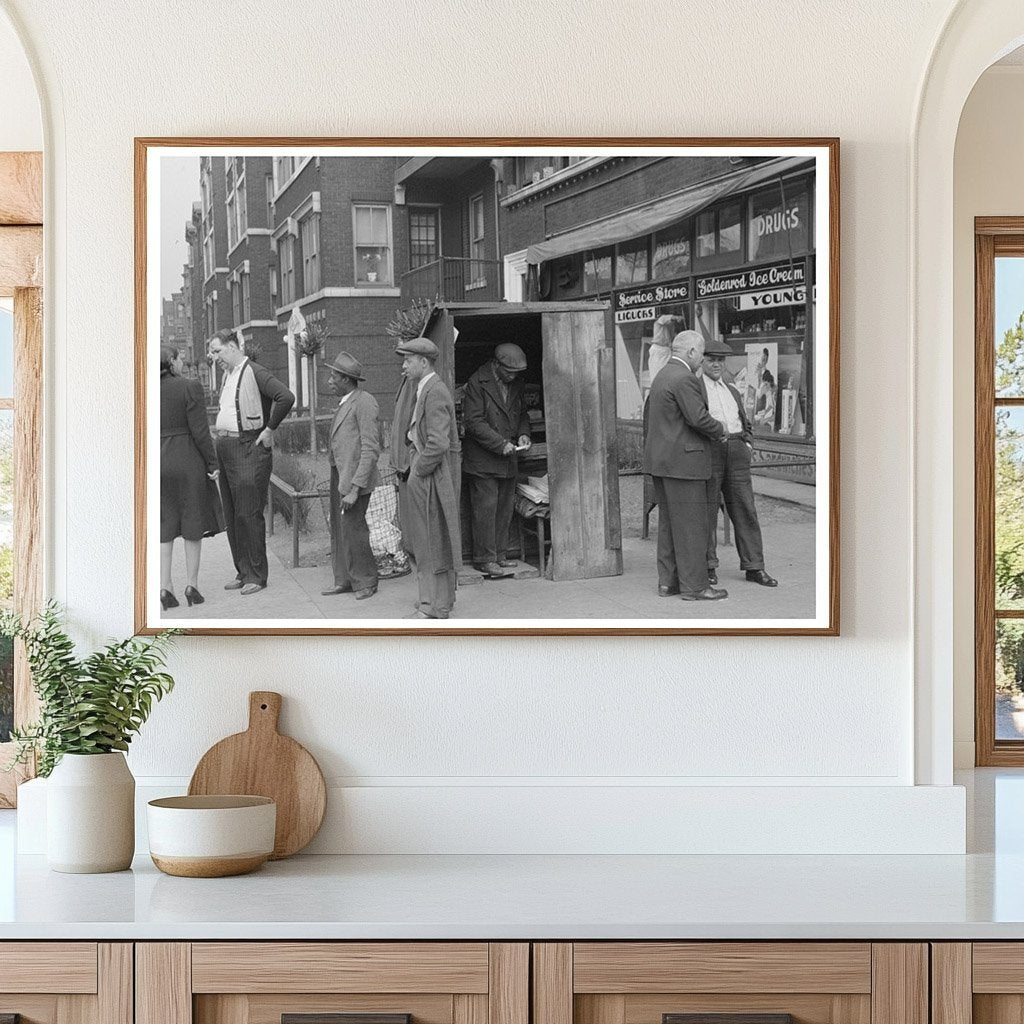 Chicago Newsstand Scene April 1941 Urban Life - Available at KNOWOL