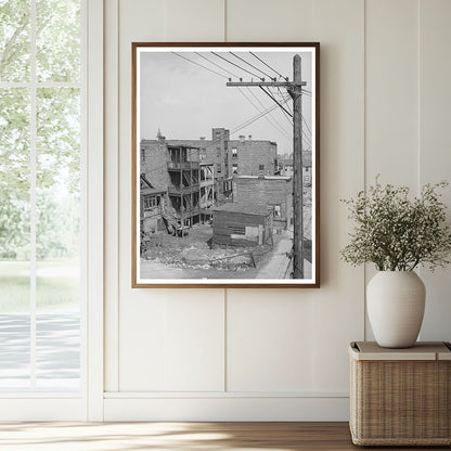 Chicago Residential Community April 1941 FSA/OWI Photo - Available at KNOWOL