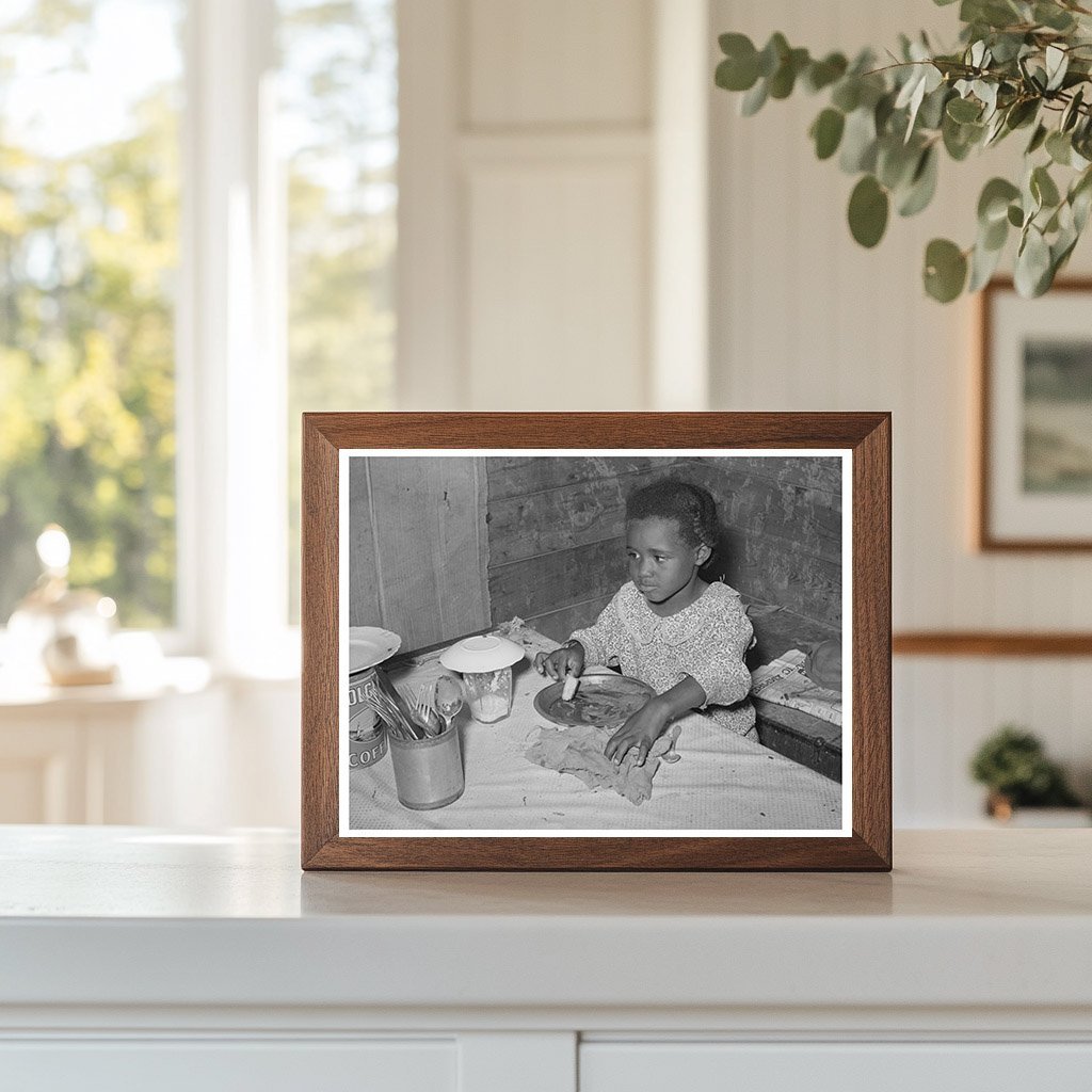 Child Eating Bread and Gravy in Wagoner County 1939 - Available at KNOWOL
