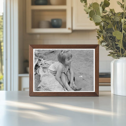 Child of Migrant Worker in Cotton Field Texas 1939 - Available at KNOWOL