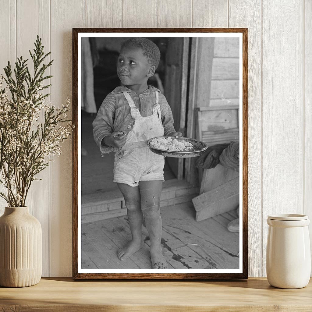 Child of Sharecropper in Southeast Missouri 1938 - Available at KNOWOL