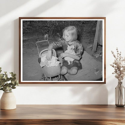 Child Visits Sister at Oklahoma City Camp July 1939 - Available at KNOWOL