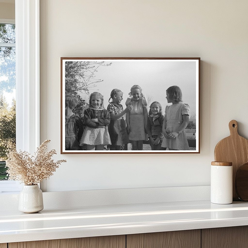 Children at Camelback Farms 1942 FSA Photography - Available at KNOWOL