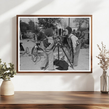 Children at Camelback Farms Phoenix Arizona 1942 - Available at KNOWOL