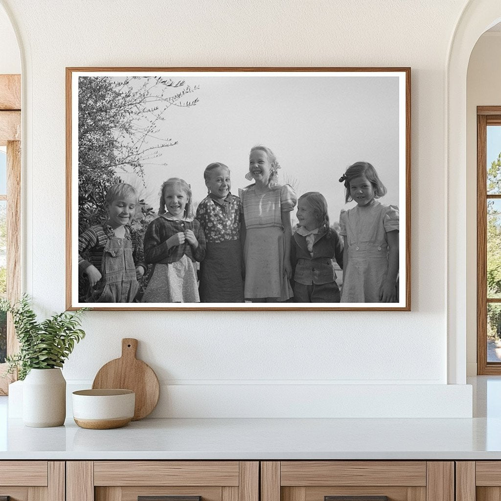Children at Camelback Farms Phoenix Arizona February 1942 - Available at KNOWOL