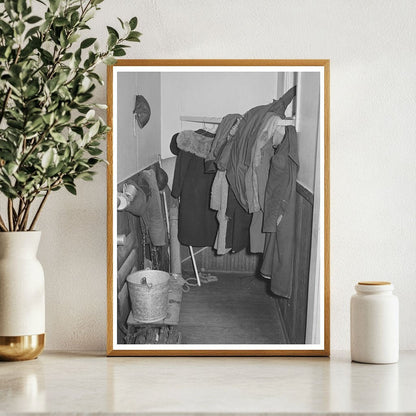 Children at Rural Oklahoma School February 1944 - Available at KNOWOL