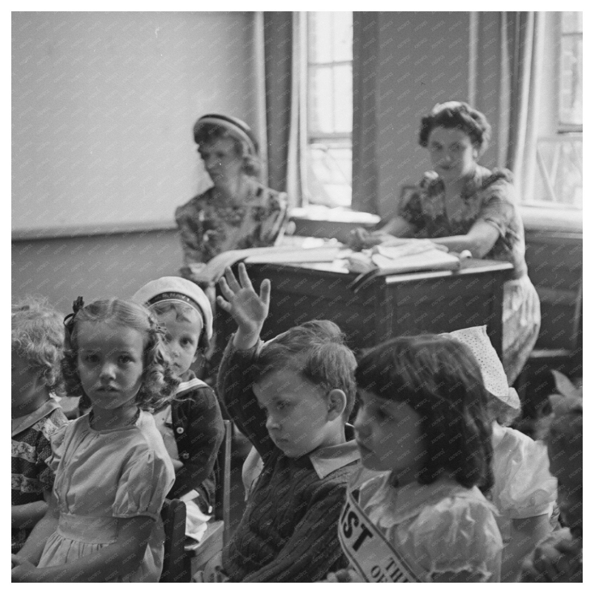 Children at Sunday School Church of the Good Shepherd 1944 - Available at KNOWOL