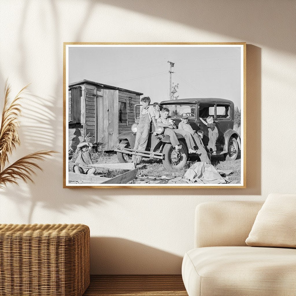 Children Bean Picking in Marion County Oregon 1939 - Available at KNOWOL