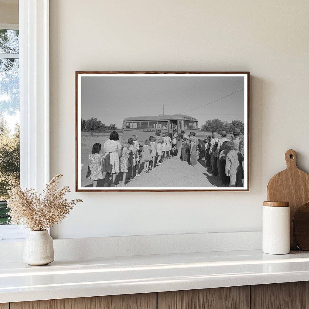 Children Boarding Bus at Agua Fria Labor Camp 1940 - Available at KNOWOL