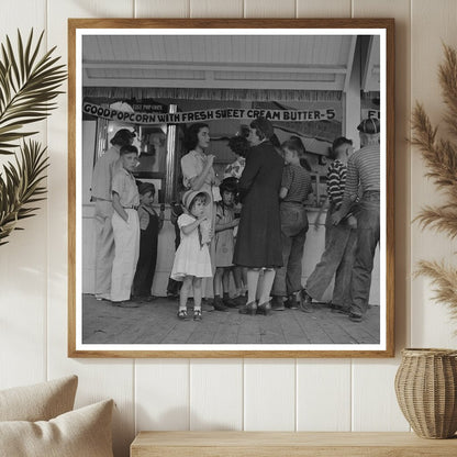 Children Boarding Buses to Columbia Gardens Butte 1942 - Available at KNOWOL