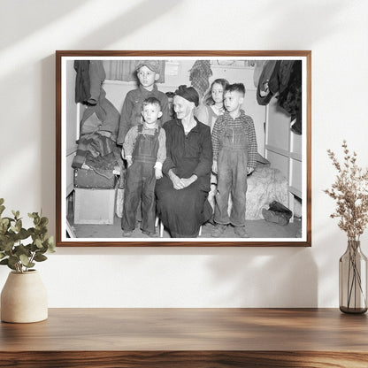Children Cared for by Elderly Woman During 1937 Missouri Flood - Available at KNOWOL