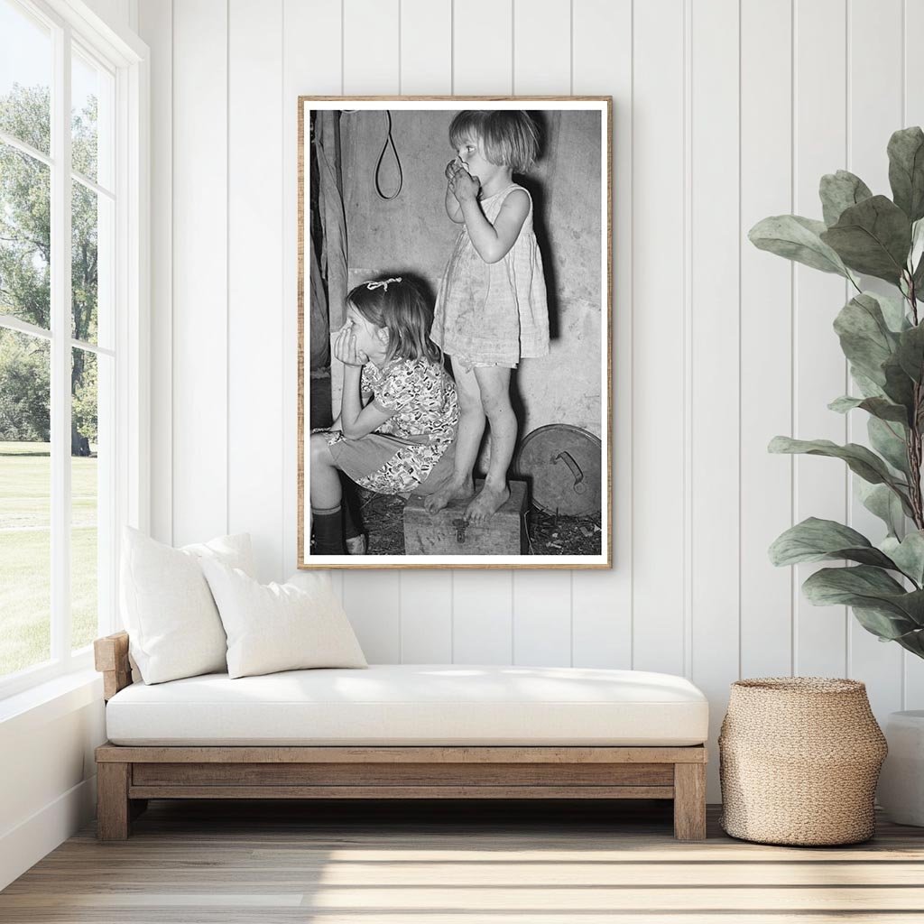 Children of White Migrants in Harlingen Texas 1939 - Available at KNOWOL