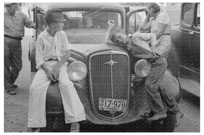 Children on Car Fenders Steele Missouri August 1938 - Available at KNOWOL