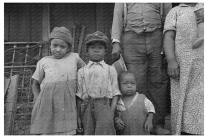 Children on Southeast Missouri Farm May 1938 - Available at KNOWOL