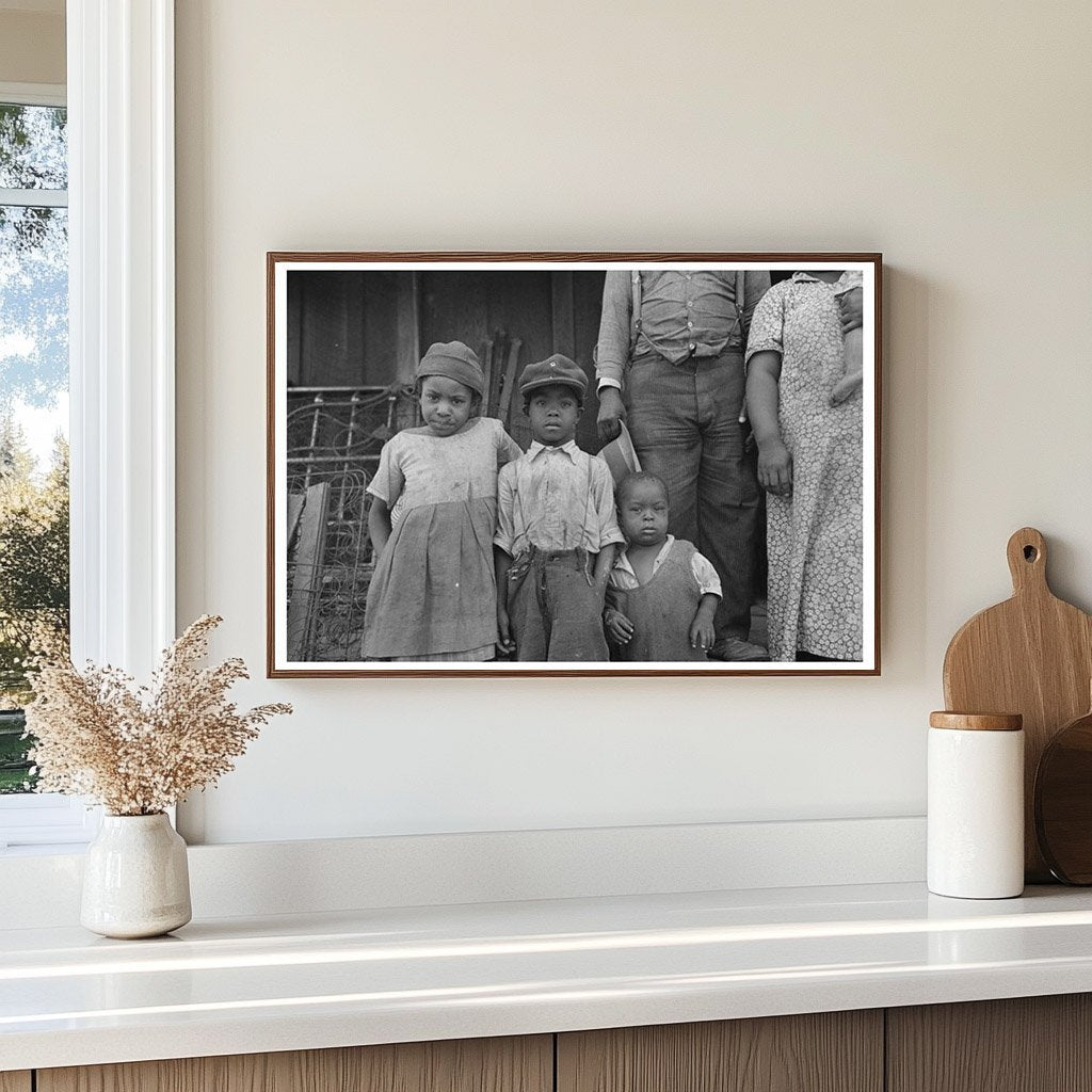 Children on Southeast Missouri Farm May 1938 - Available at KNOWOL