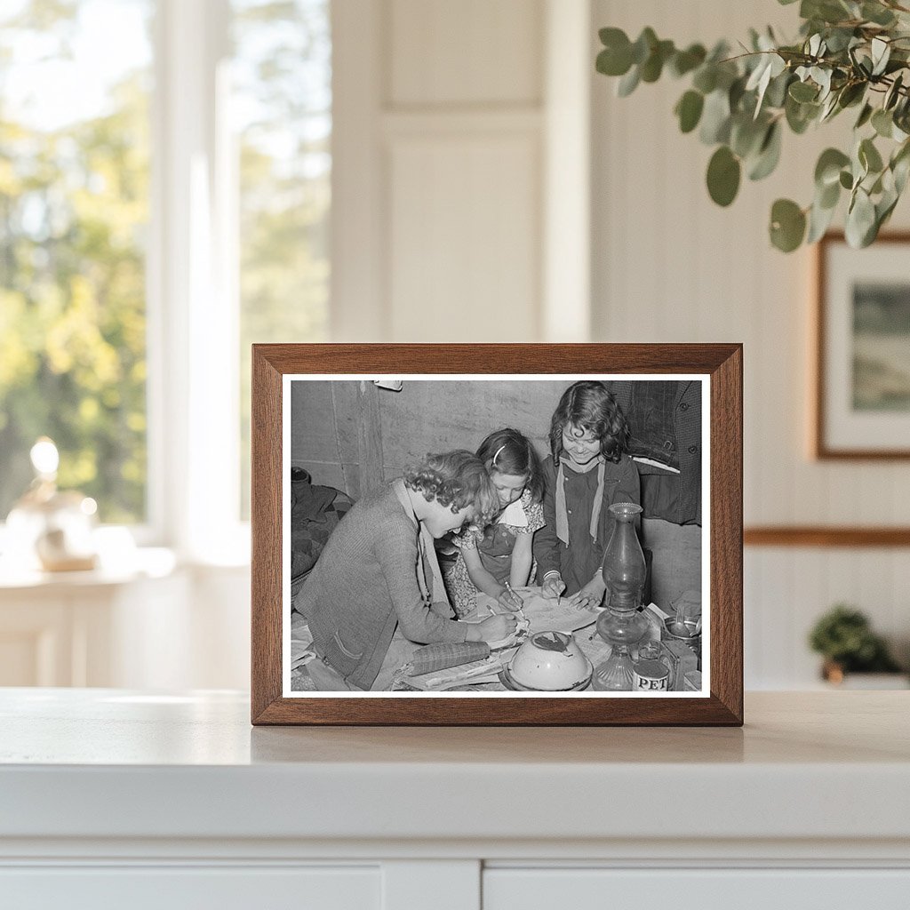 Children Playing with Pencils in Texas Migrant Camp 1939 - Available at KNOWOL
