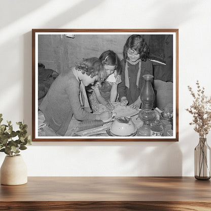 Children Playing with Pencils in Texas Migrant Camp 1939 - Available at KNOWOL
