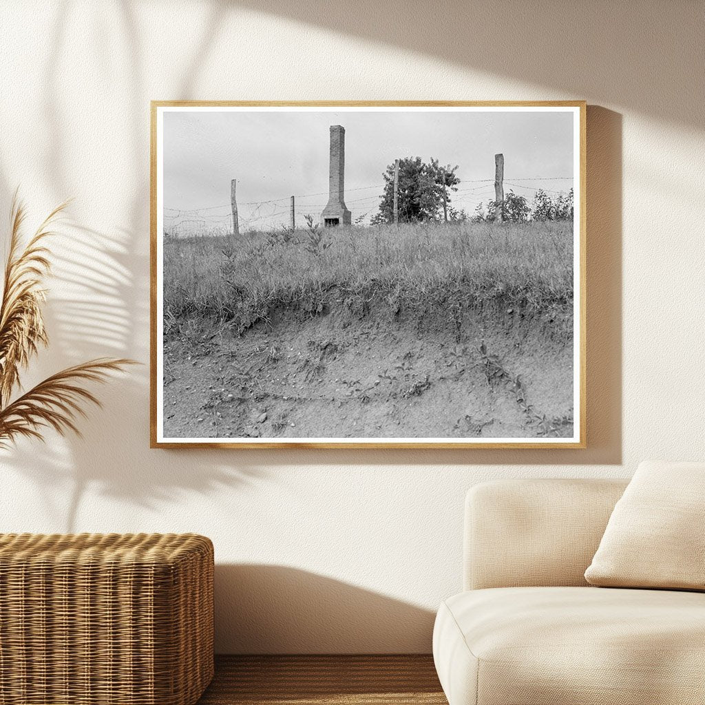 Chimneys of Former Plantations Greene County Georgia 1937 - Available at KNOWOL