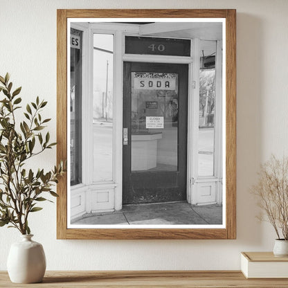 Closed Store in Payette Idaho November 1941 - Available at KNOWOL