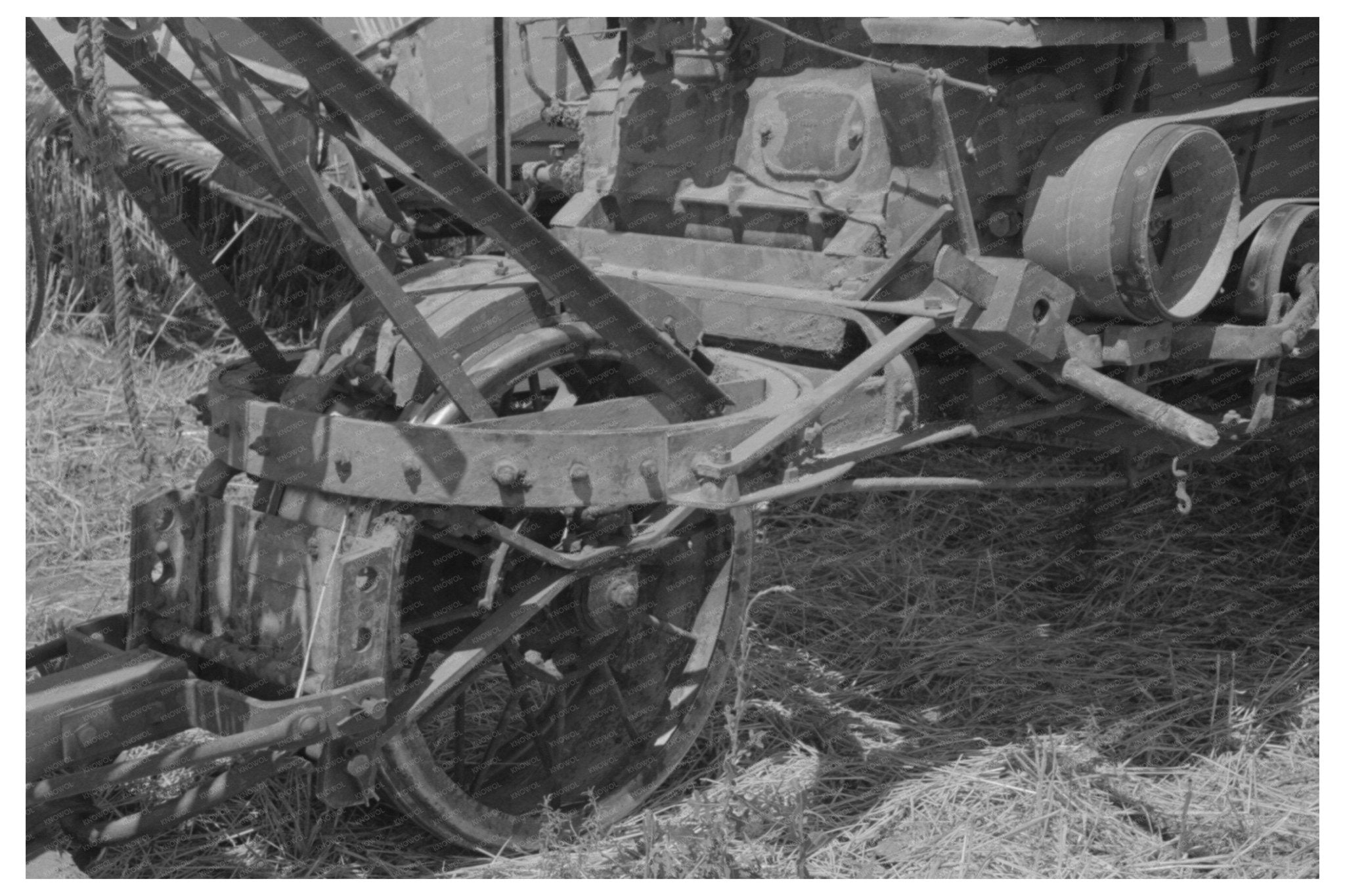 Combine Front Wheel Construction Walla Walla County 1941 - Available at KNOWOL