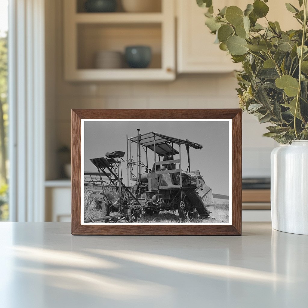 Combine Harvester in Walla Walla County 1941 - Available at KNOWOL