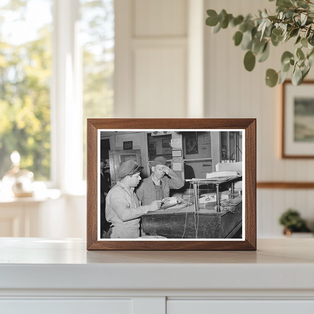 Commission House in San Antonio Texas 1939 - Available at KNOWOL