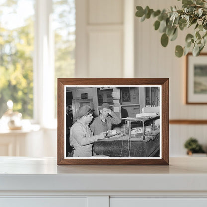 Commission House in San Antonio Texas 1939 - Available at KNOWOL