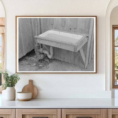 Community Sinks in San Antonio March 1939 - Available at KNOWOL