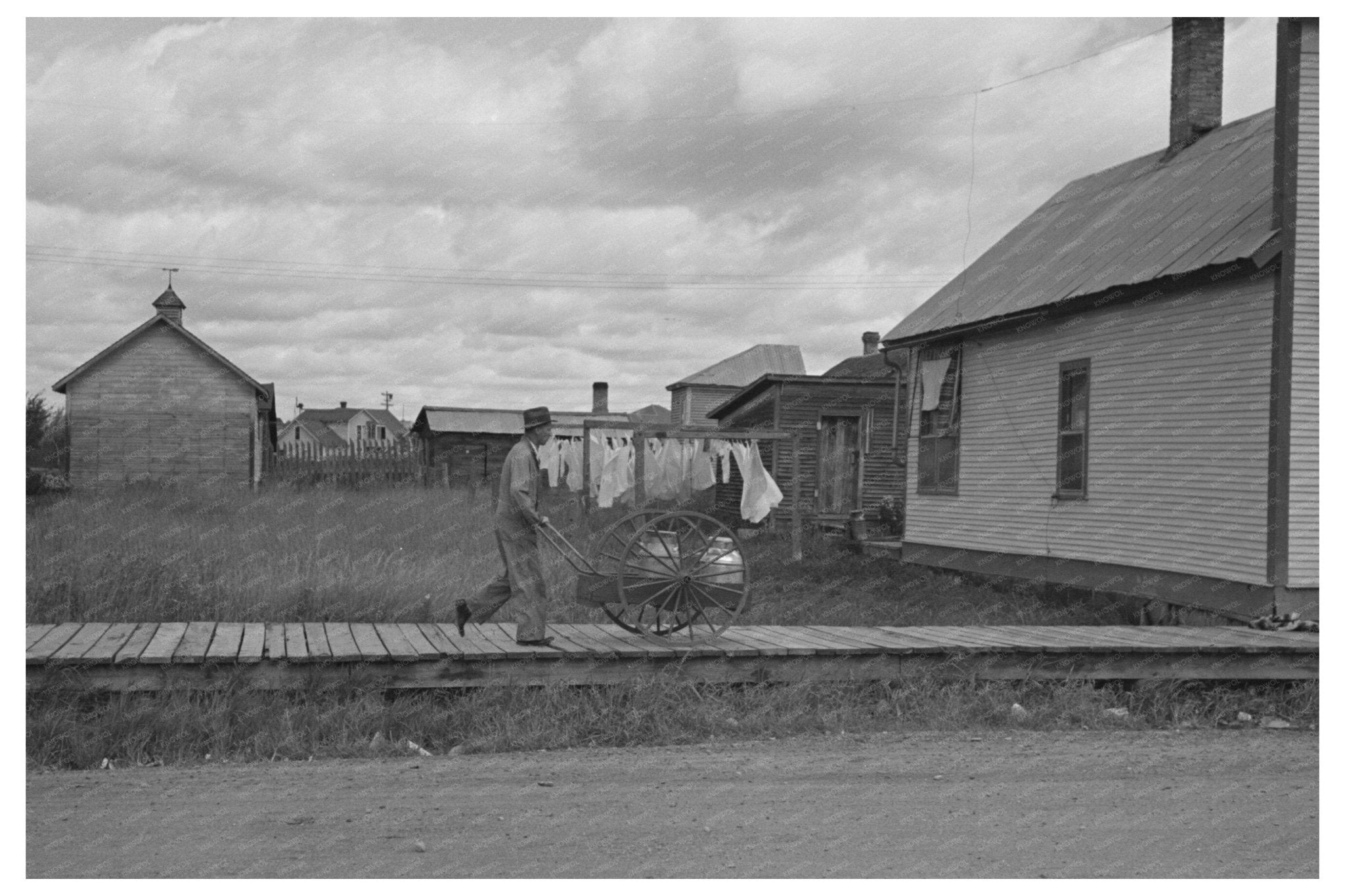 Cook Minnesota historical photo August 1937 - Available at KNOWOL