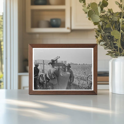 Cotton Pickers on Truck Lake Dick Arkansas September 1938 - Available at KNOWOL