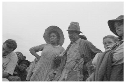 Cotton Pickers Receiving Payment Arkansas 1938 - Available at KNOWOL