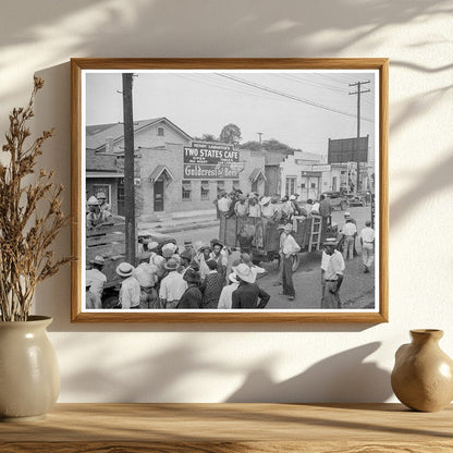 Cotton Workers Traveling from Memphis to Arkansas 1937 - Available at KNOWOL