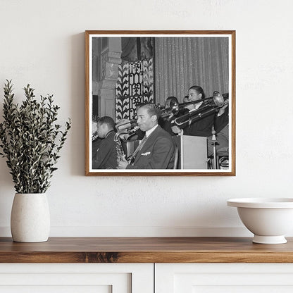 Count Basie Band Performing at Savoy Ballroom 1941 - Available at KNOWOL