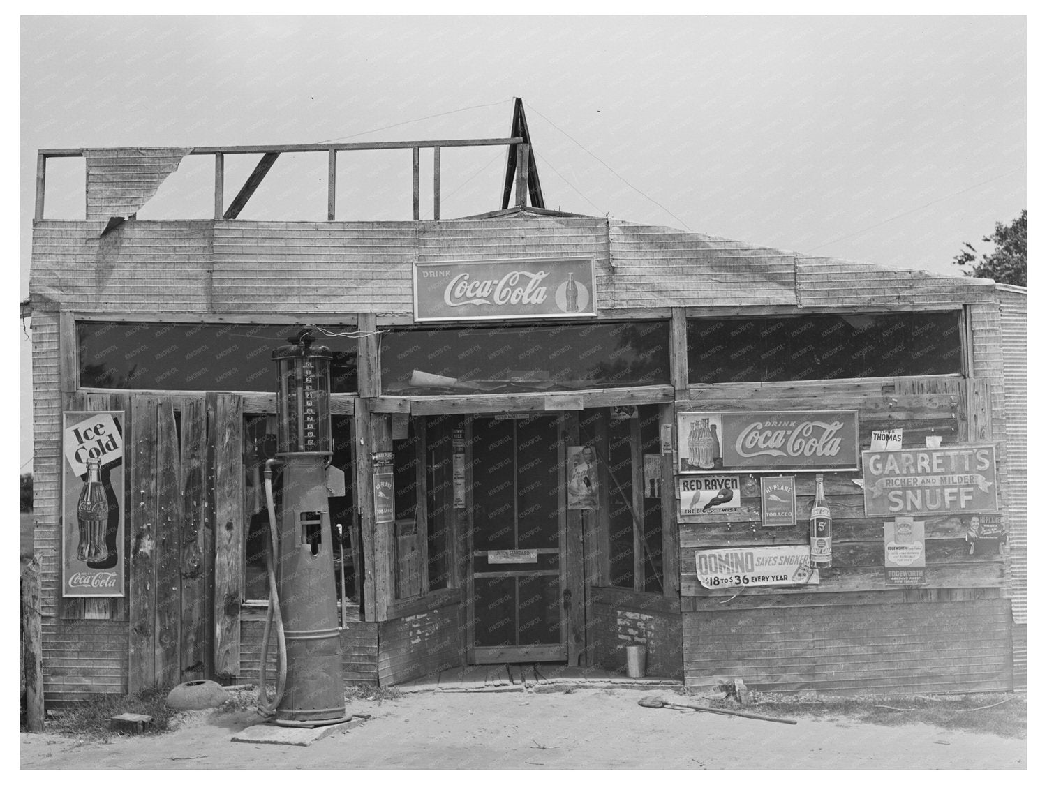 Country Store in Wagoner County Oklahoma June 1939 - Available at KNOWOL