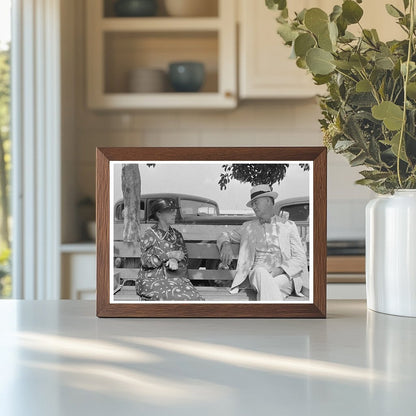 Couple at Donaldsonville State Fair November 1938 - Available at KNOWOL