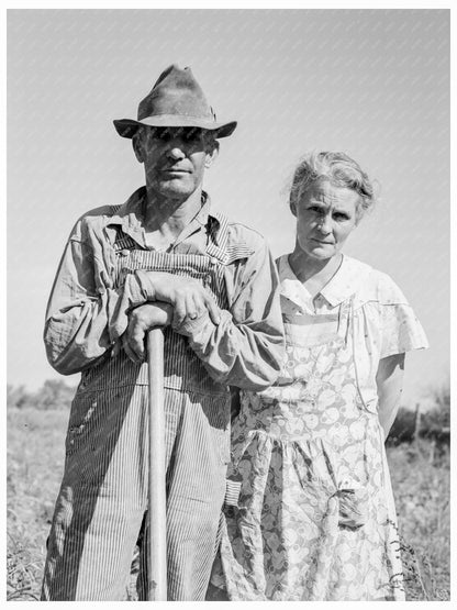 Couple with Ten Children on Reclaimed Land 1939 Oregon - Available at KNOWOL