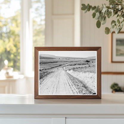 Cow Hollow Farmers in Malheur County Oregon 1939 - Available at KNOWOL