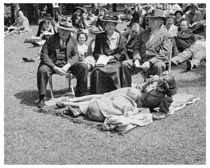 Crowd at Bach Festival May 1944 Packer Memorial Chapel - Available at KNOWOL