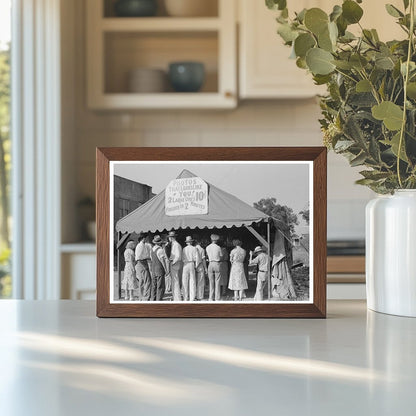 Crowd at Photographers Tent Steele Missouri August 1938 - Available at KNOWOL