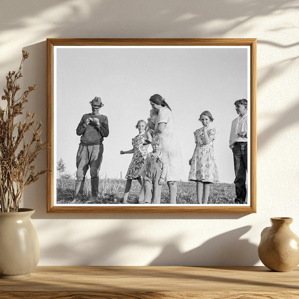 Daughtery Family in Malheur County Oregon 1939 - Available at KNOWOL