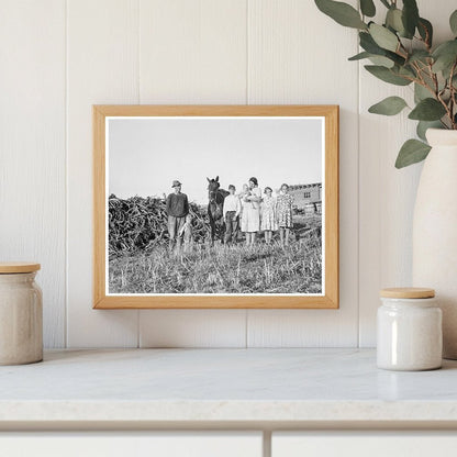 Daughtery Family in Warm Springs Oregon 1939 Vintage Photo - Available at KNOWOL