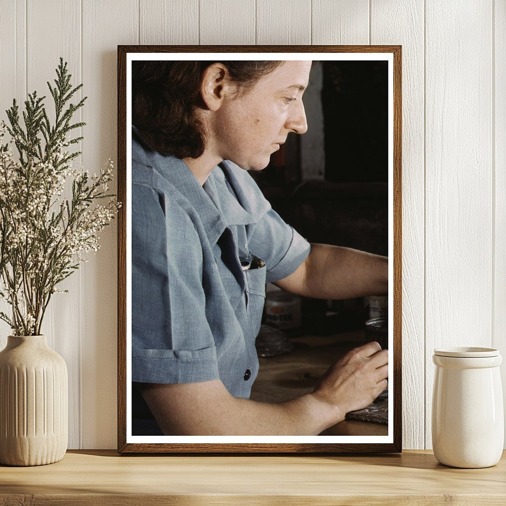 Dorothy Cole tin plating needles in 1942 Glenview workshop - Available at KNOWOL