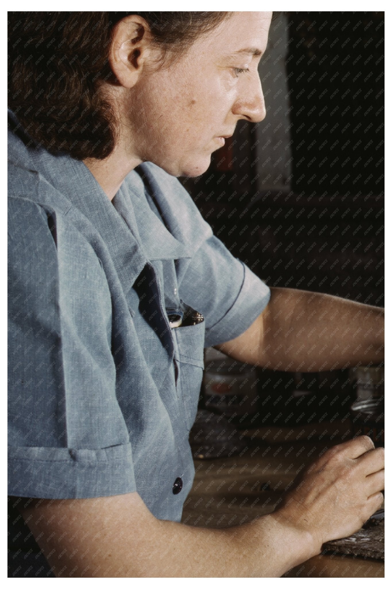 Dorothy Cole tin plating needles in 1942 Glenview workshop - Available at KNOWOL